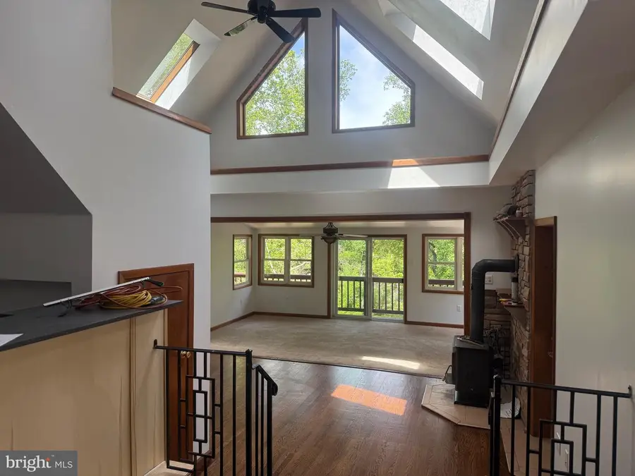 4667 N River Dr, Bensalem, PA 19020 - #2
