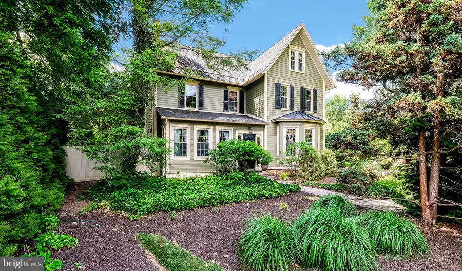 45 E Butler Ave, Doylestown, PA 18901 - #2