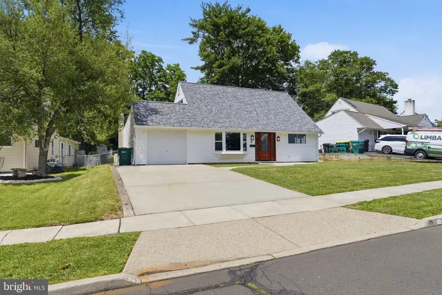 31 Vermillion Ln, Levittown, PA 19054 - #3