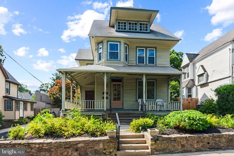 139 W Ashland St, Doylestown, PA 18901 - #2
