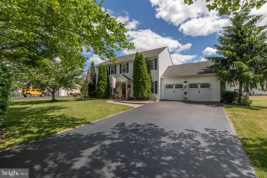 2213 Claymont Dr, Quakertown, PA 18951 - #2