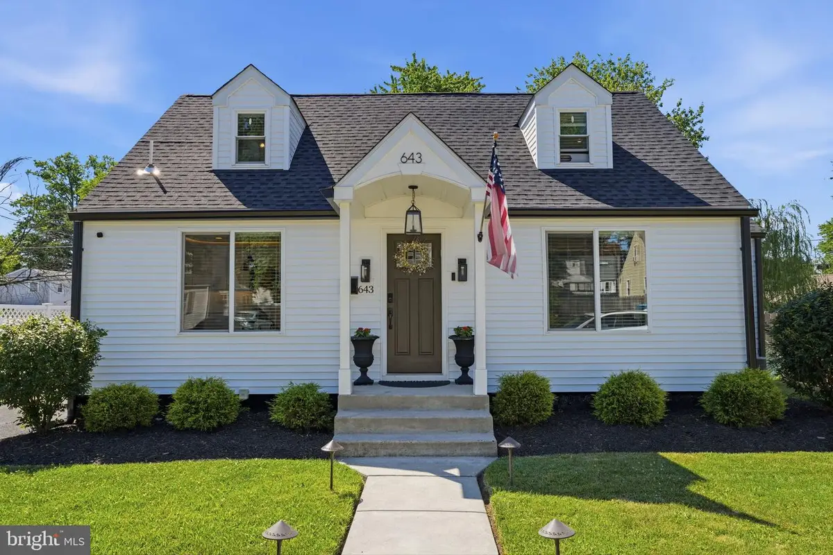 643 Hillcrest Ave, Morrisville, PA 19067 - #1