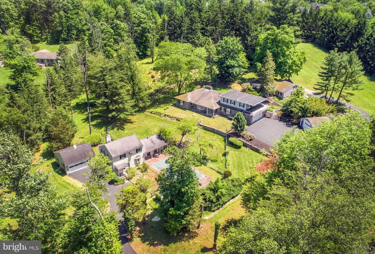 2349 Valley Rd, Jamison, PA 18929 - #1