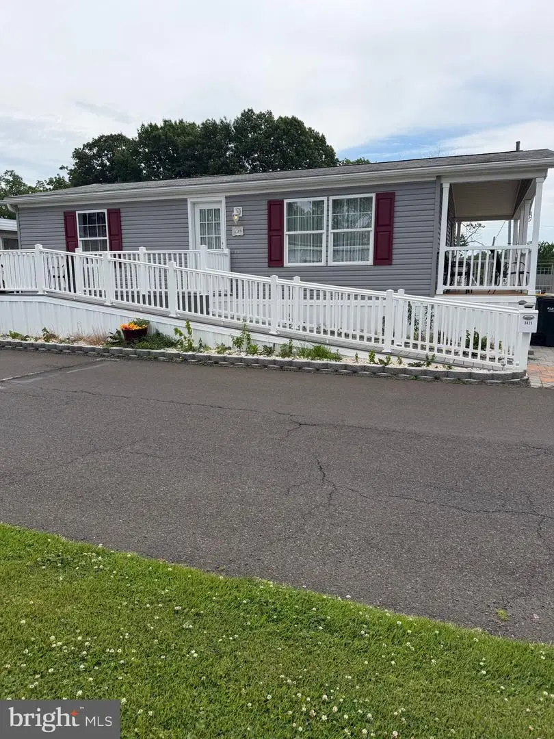 3421 Rose Ave, Feasterville Trevose, PA 19053 - #1