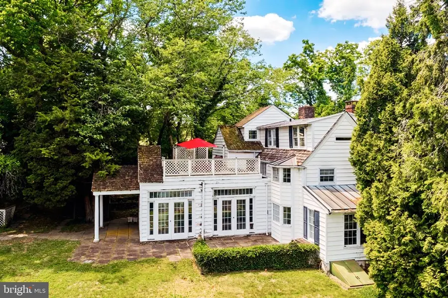 2462 N River Rd, New Hope, PA 18938 - #2