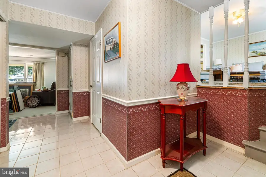 31 Crestview Dr, Southampton, PA 18966 - #3