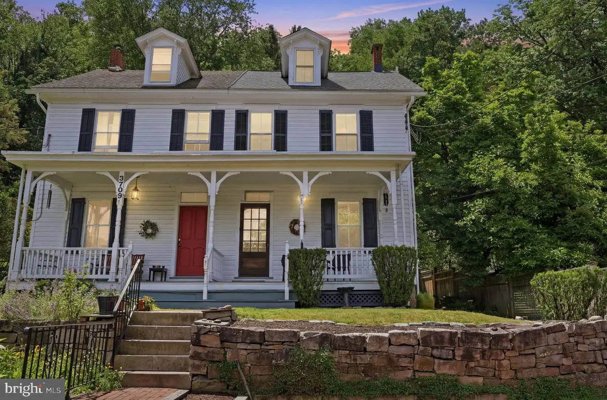 3709 River Rd, Lumberville, PA 18933 - #1