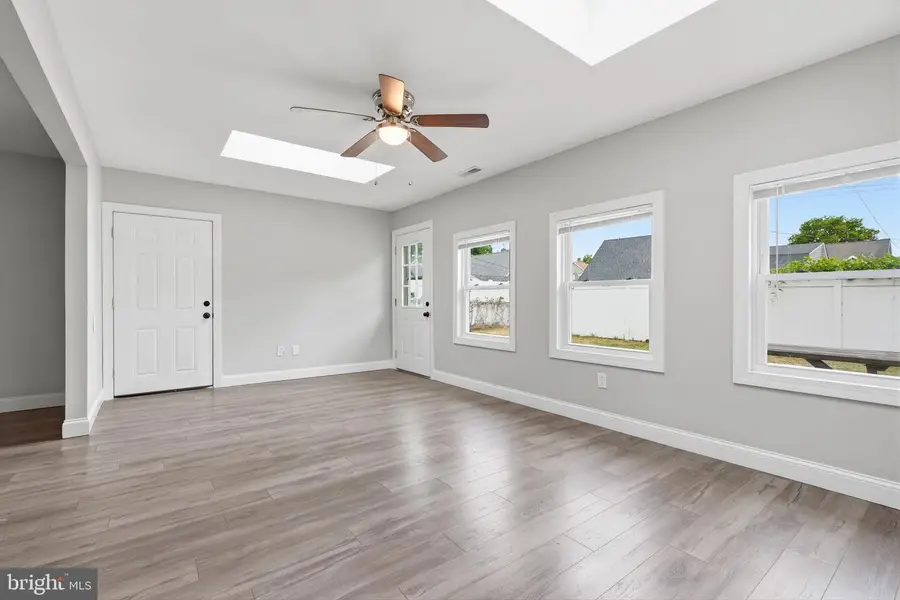 55 Nature Ln, Levittown, PA 19054 - #2