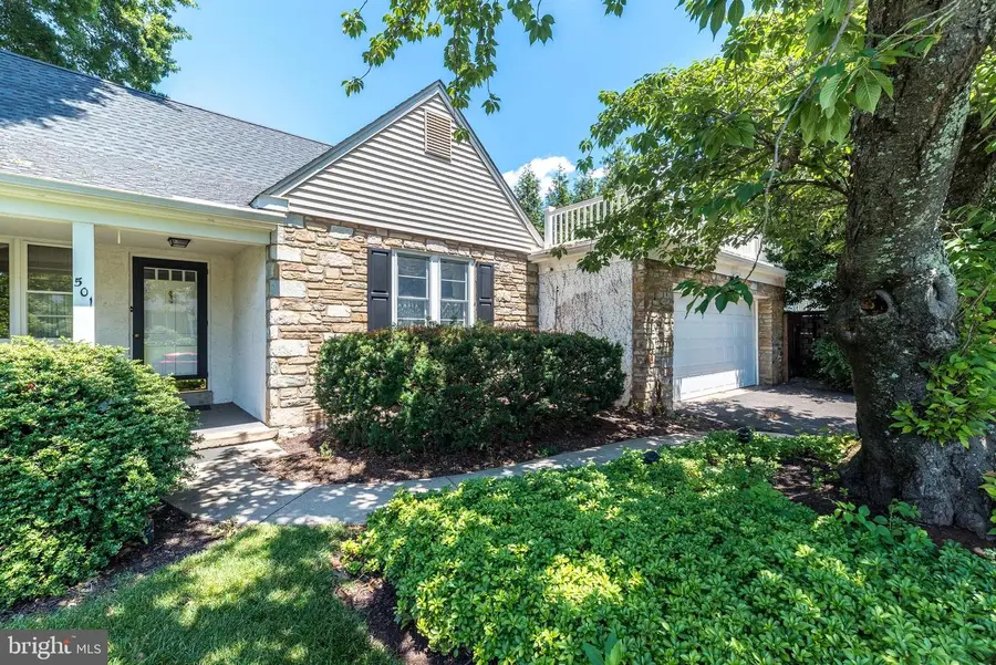501 E Penn St, Newtown, PA 18940 - #2