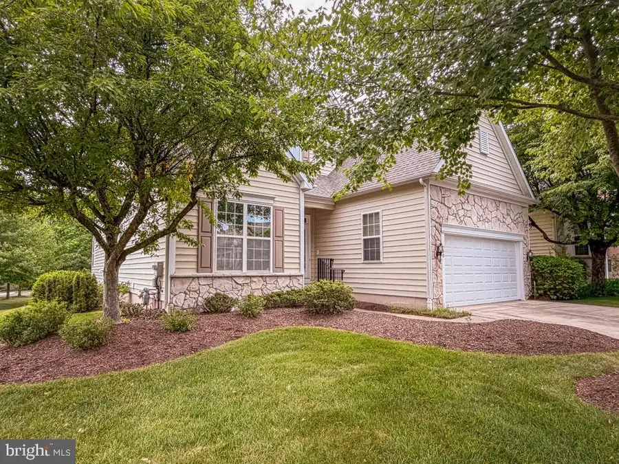 40 Betts Dr, Washington Crossing, PA 18977 - #3