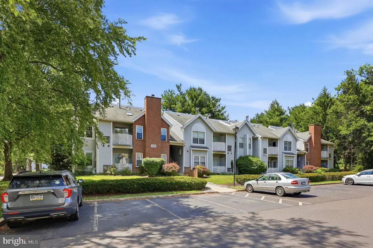 502 Diamond Dr, Newtown, PA 18940 - #1
