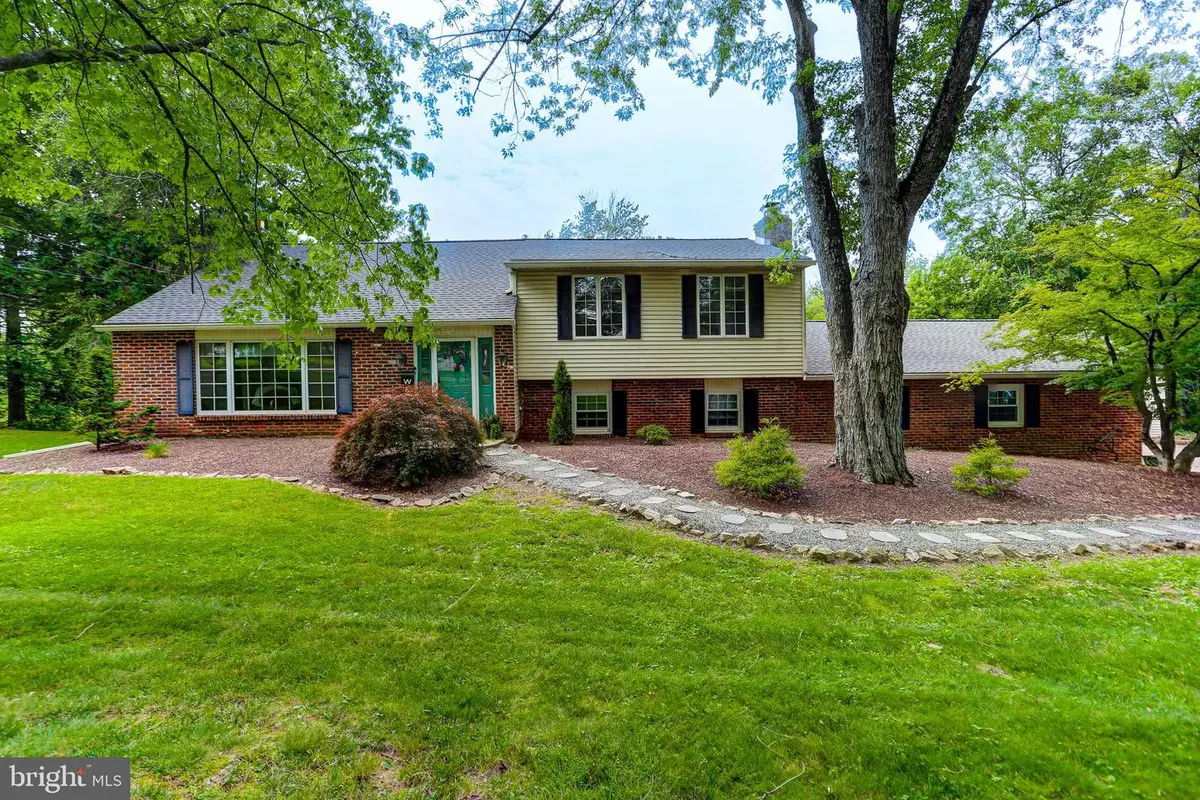 126 Cedar Hill Rd, Chalfont, PA 18914 - #1