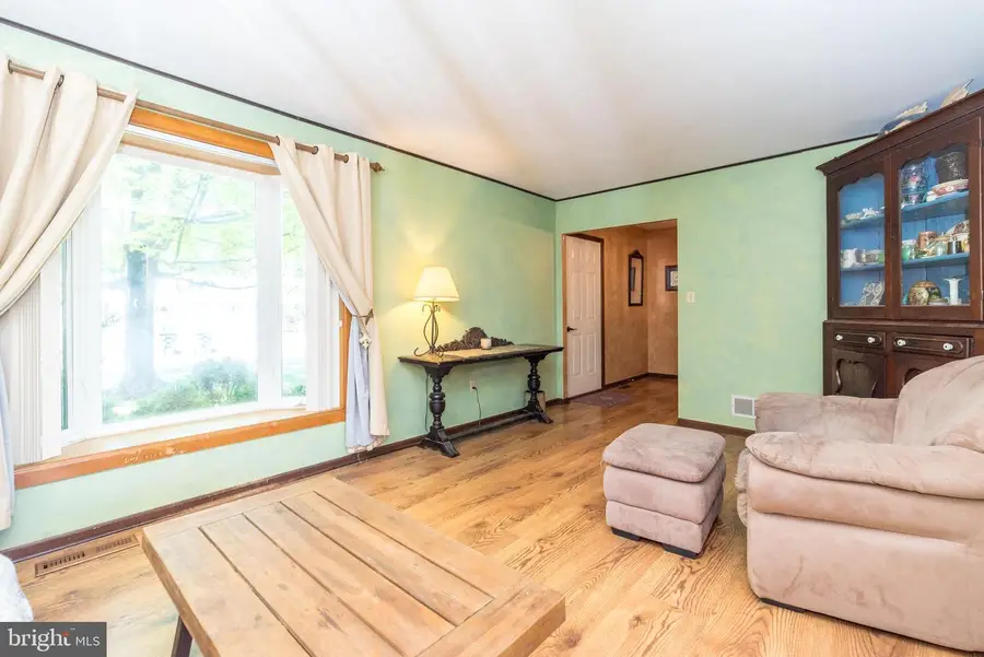 101 Chestnut Dr, Quakertown, PA 18951 - #3