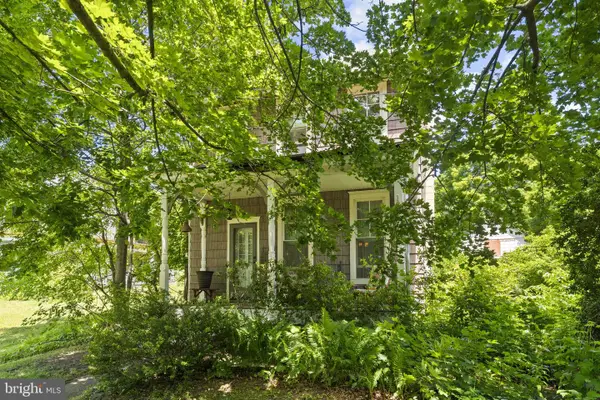 9039 Easton Rd, OTTSVILLE, PA 18942