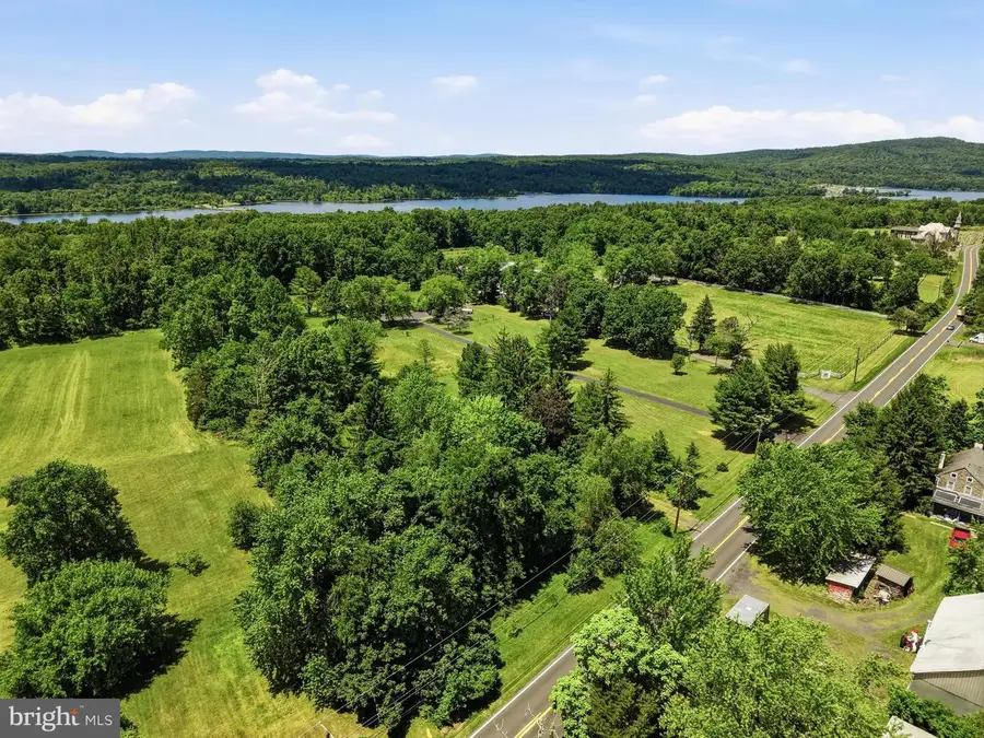 3610 Ridge Rd, Perkasie, PA 18944 - #3