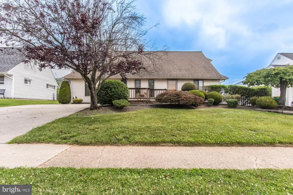 23 Begonia Ln, Levittown, PA 19054 - #1