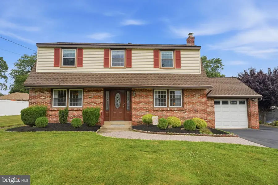 1118 Roberts, Feasterville Trevose, PA 19053 - #2