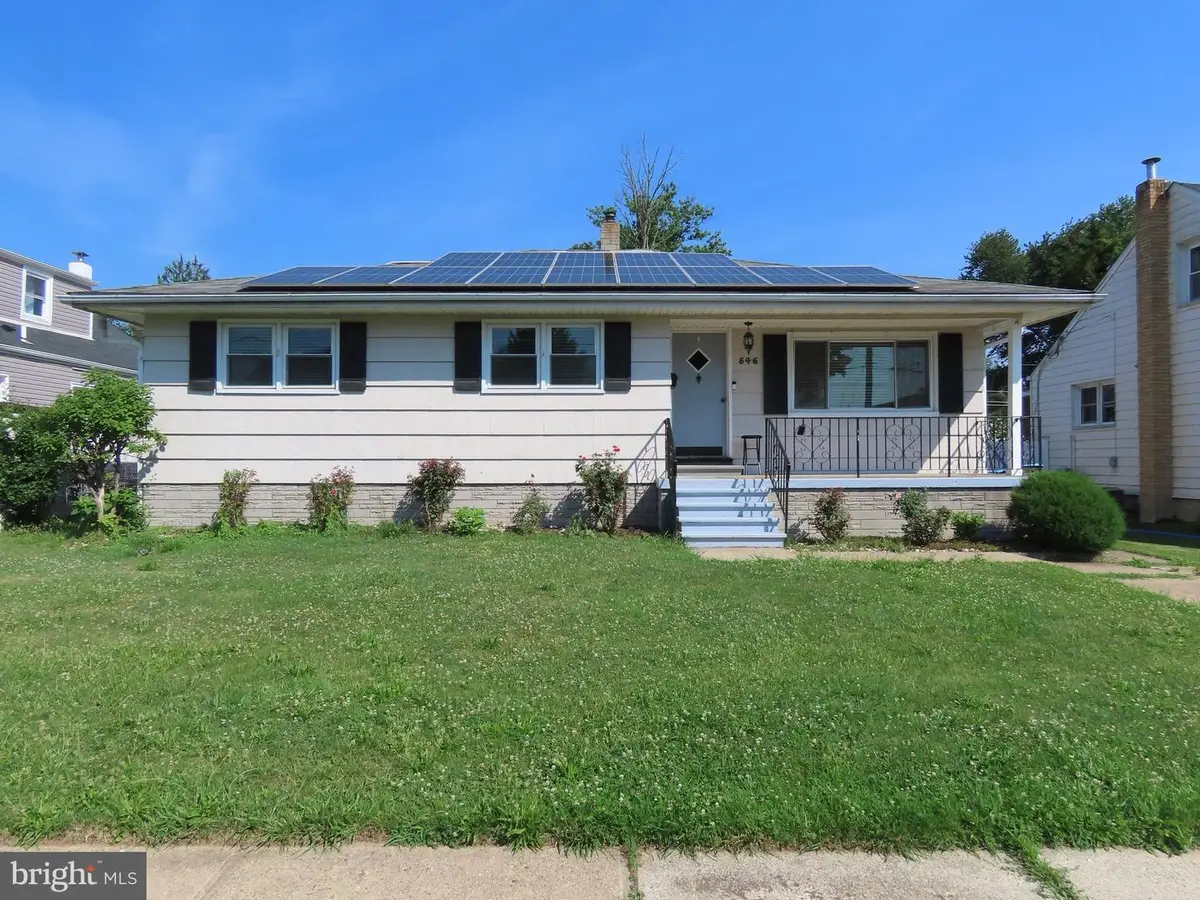 546 Clymer Ave, Morrisville, PA 19067 - #1