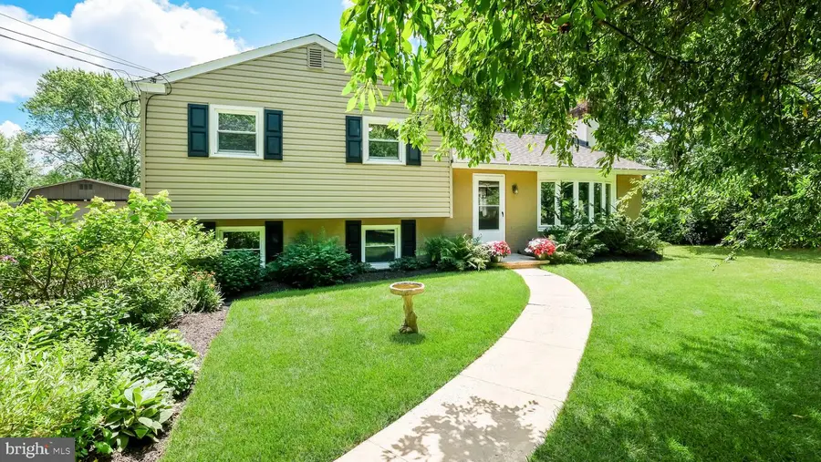 6244 Groveland Rd, Pipersville, PA 18947 - #3