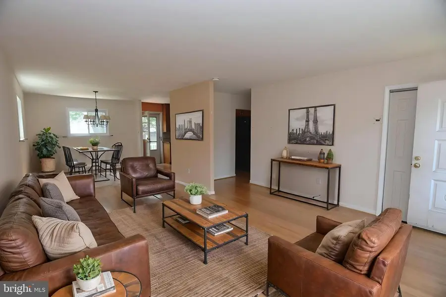 942 Mearns Rd, Warminster, PA 18974 - #3