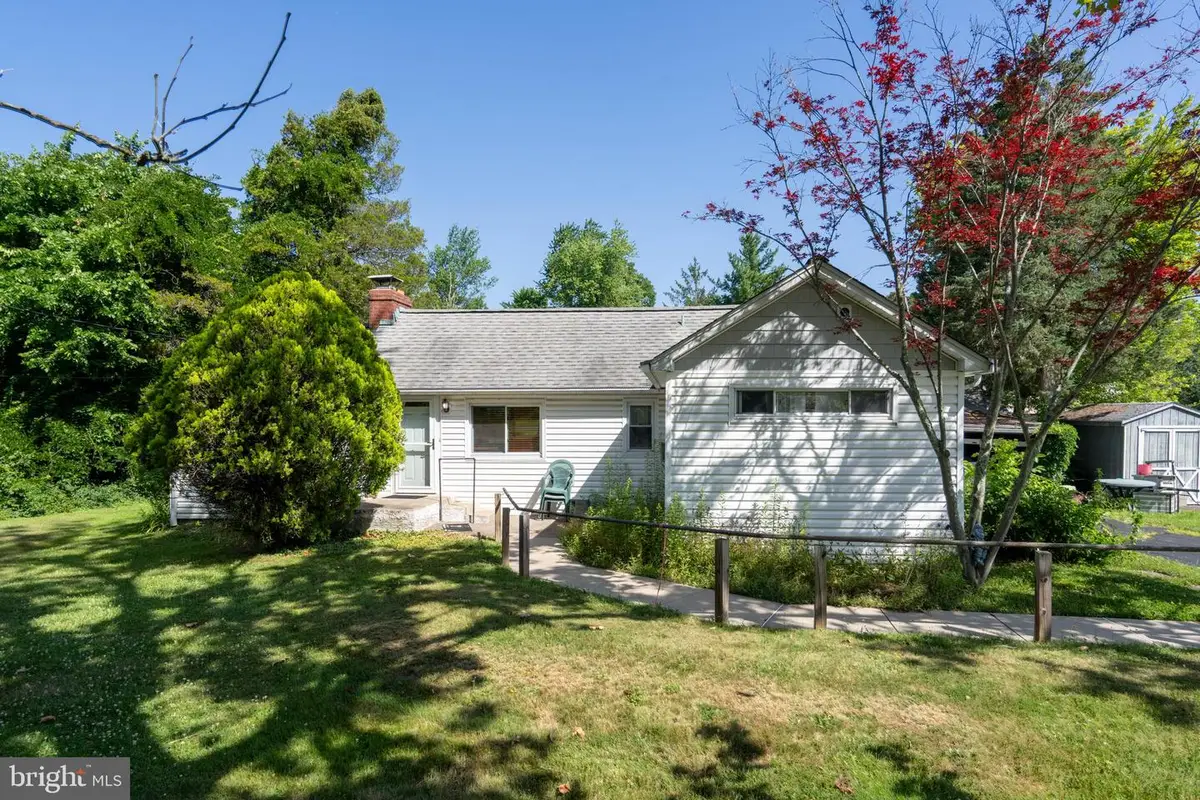 2561 Pickertown Rd, Warrington, PA 18976 - #1