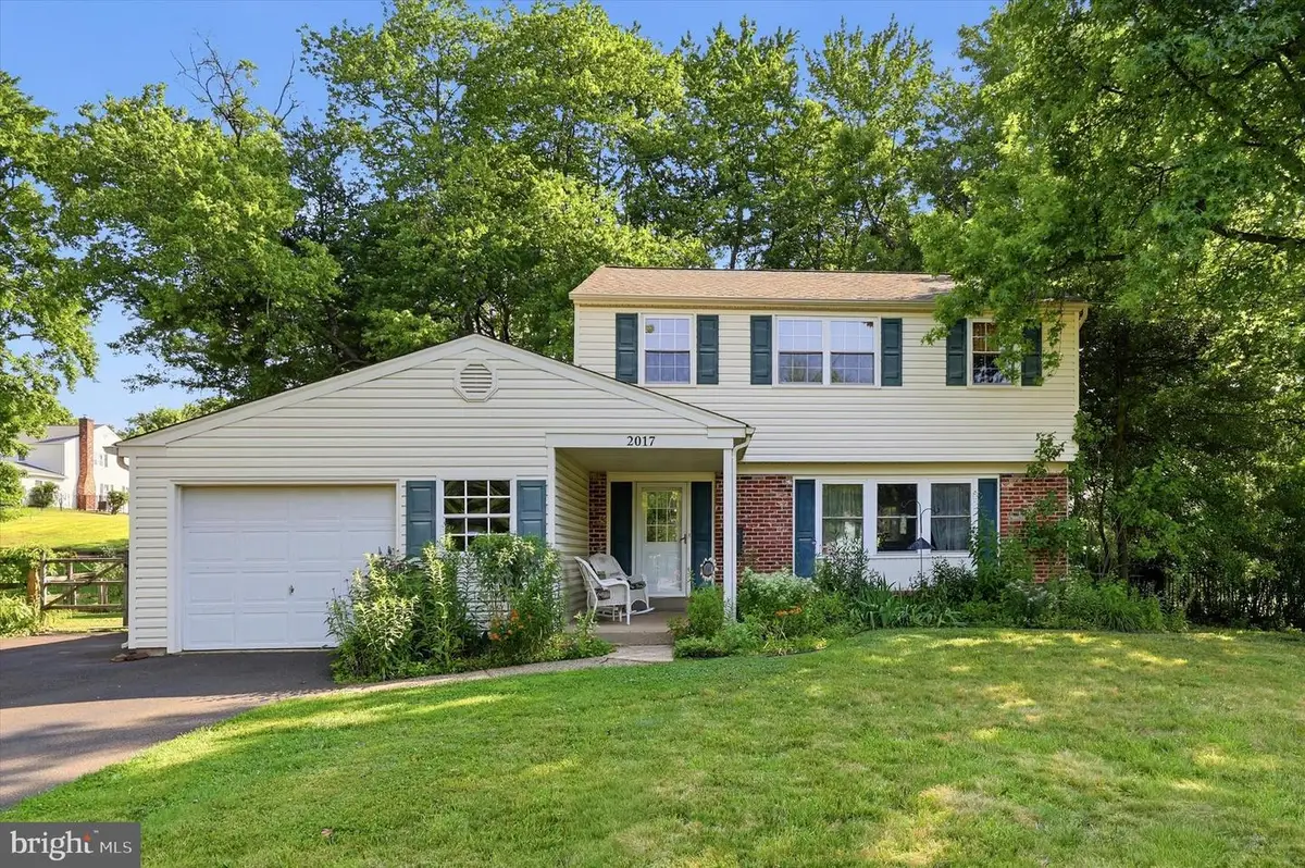 2017 Blackhorse Dr, Warrington, PA 18976 - #1