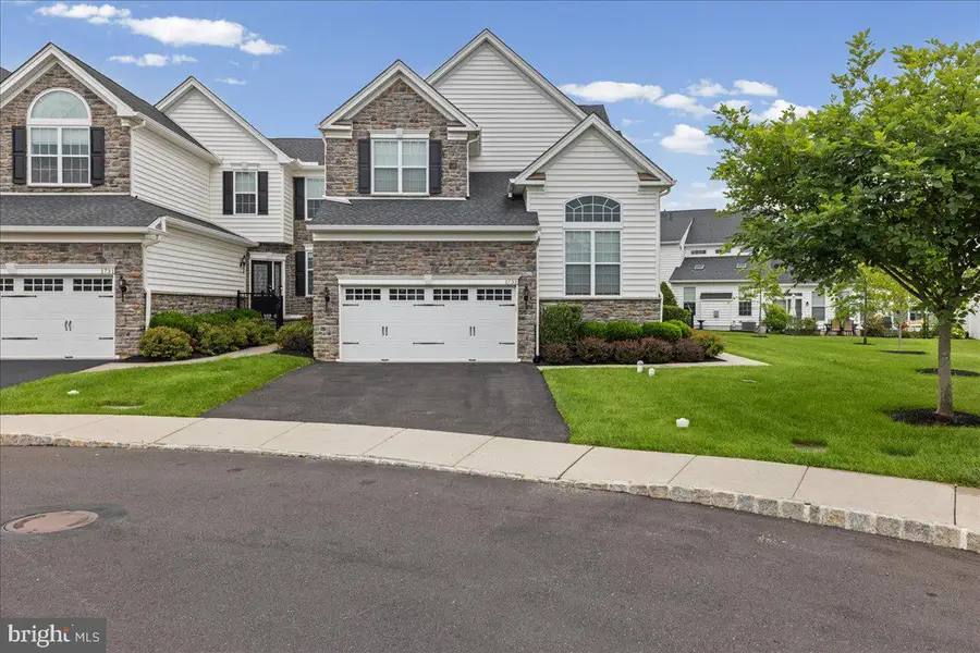 1733 Locust Dr, Yardley, PA 19067 - #3