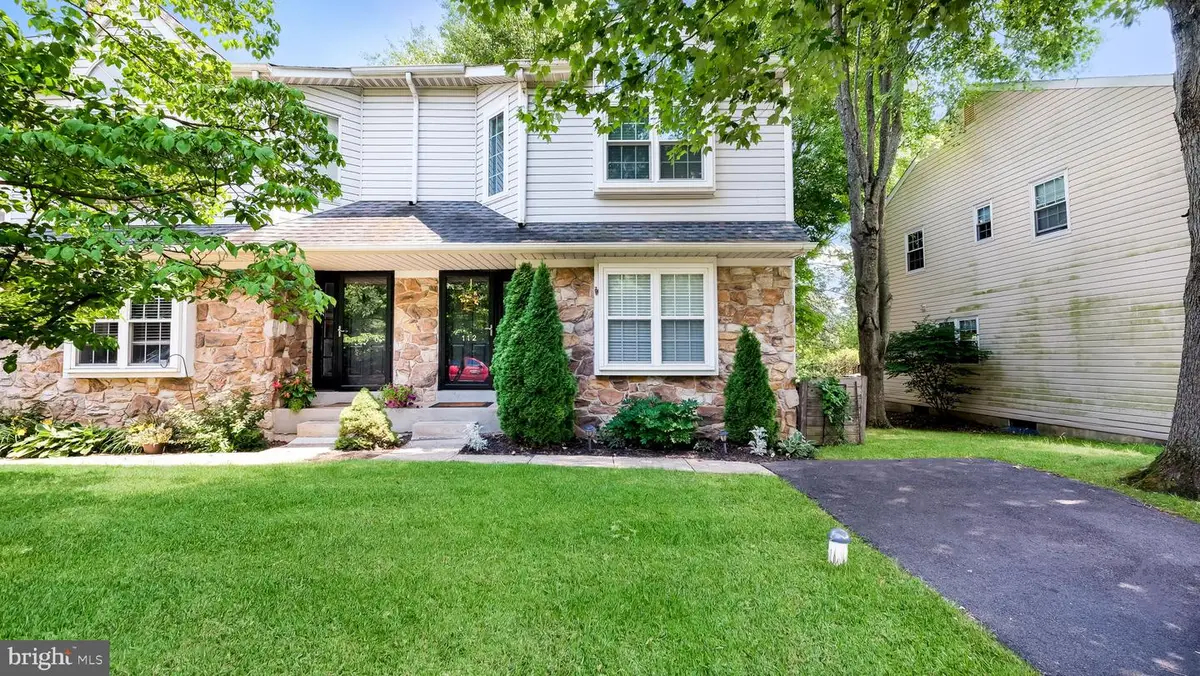 112 Sandy Ridge Dr, Doylestown, PA 18901 - #1