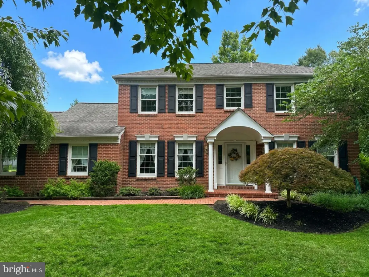 13 Bedford Ln, Newtown, PA 18940 - #1