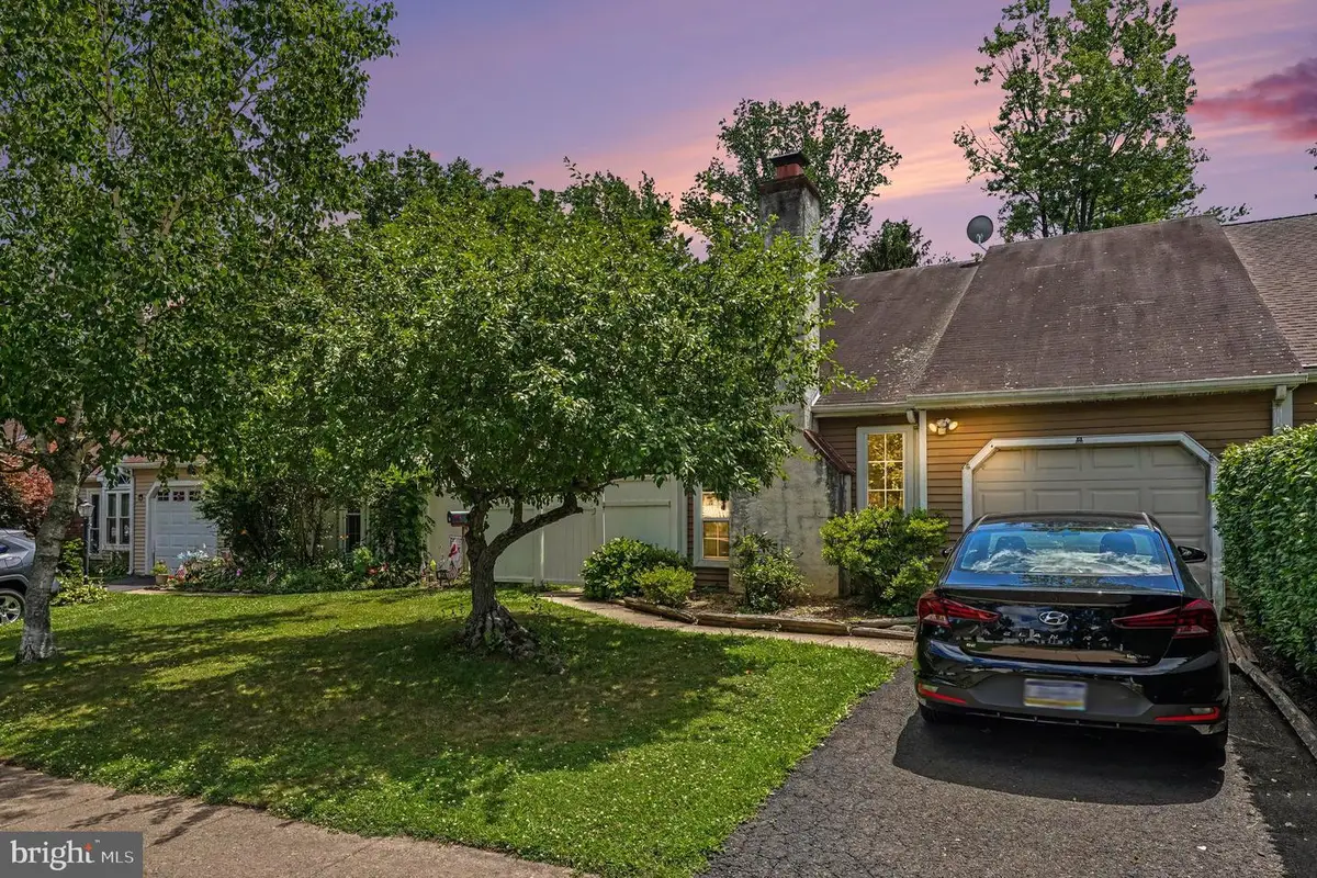 255 Wood Stream Ct, Langhorne, PA 19047 - #1