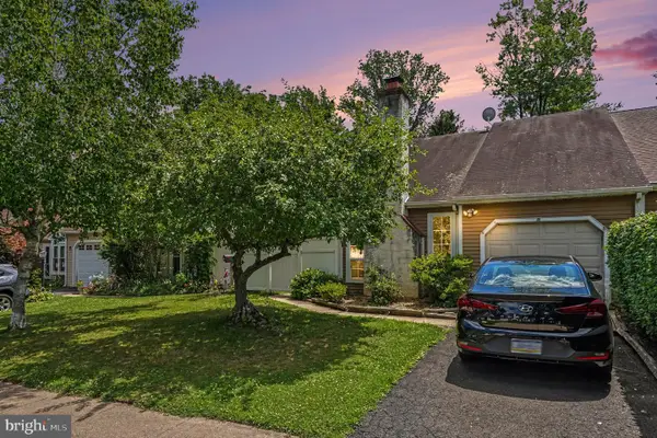 255 Wood Stream Ct, LANGHORNE, PA 19047