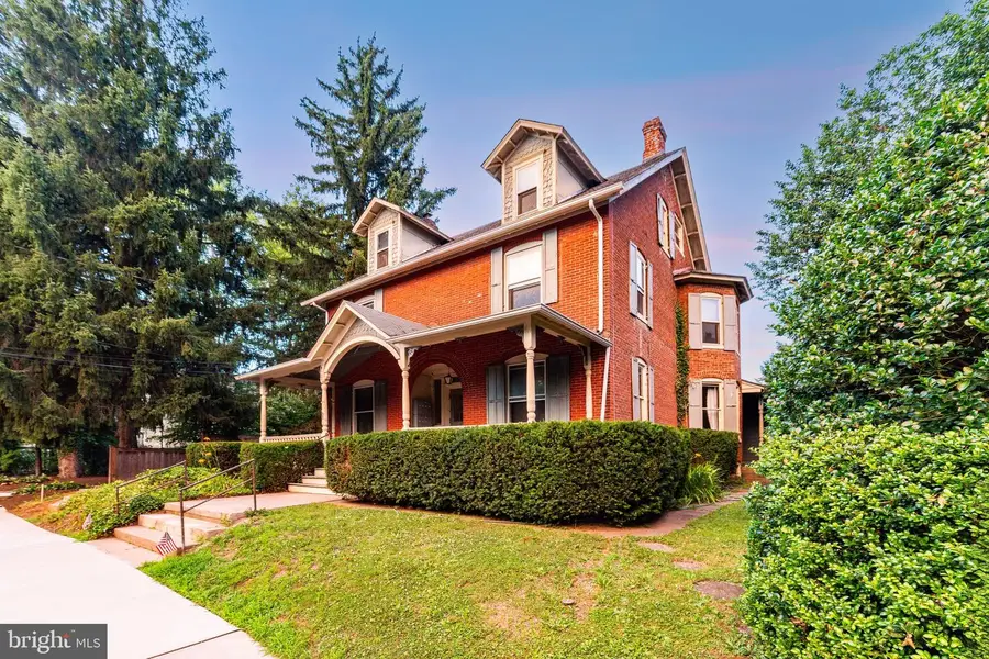 76 N Main St, New Hope, PA 18938 - #2