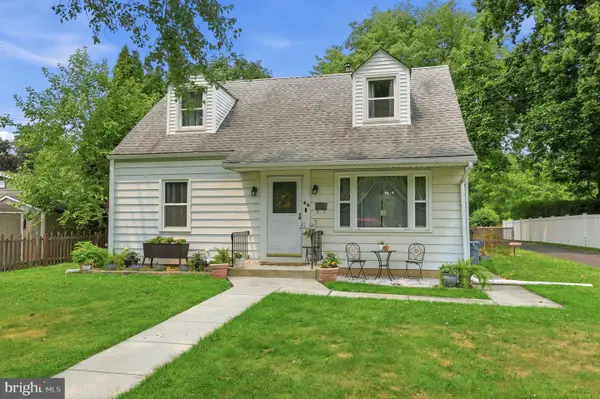 44 Letchworth Ave, YARDLEY, PA 19067