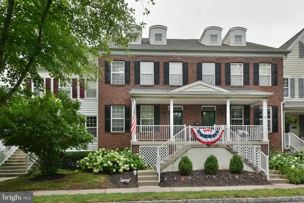 65 Woodbridge Dr, DOYLESTOWN, PA 18901