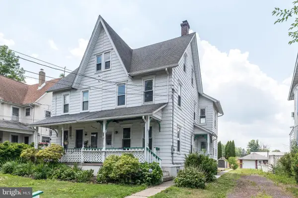 140 S 3rd St, QUAKERTOWN, PA 18951