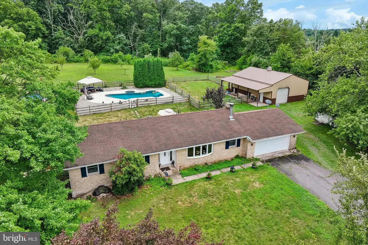 2380 Winding Rd, Quakertown, PA 18951 - #1