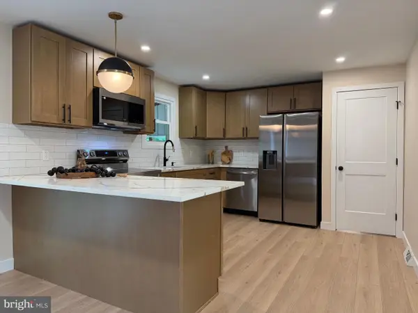 1536 Park Dr, JAMISON, PA 18929