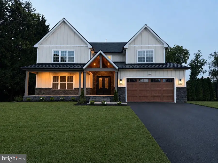 506 Lower Holland Rd, Southampton, PA 18966 - #2