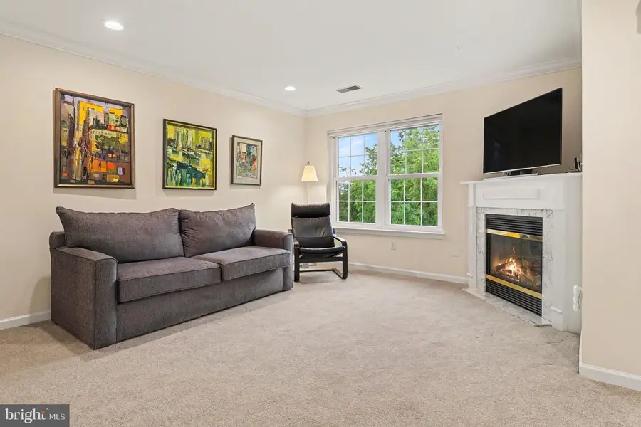42 W College Ave #322, Yardley, PA 19067 - #3