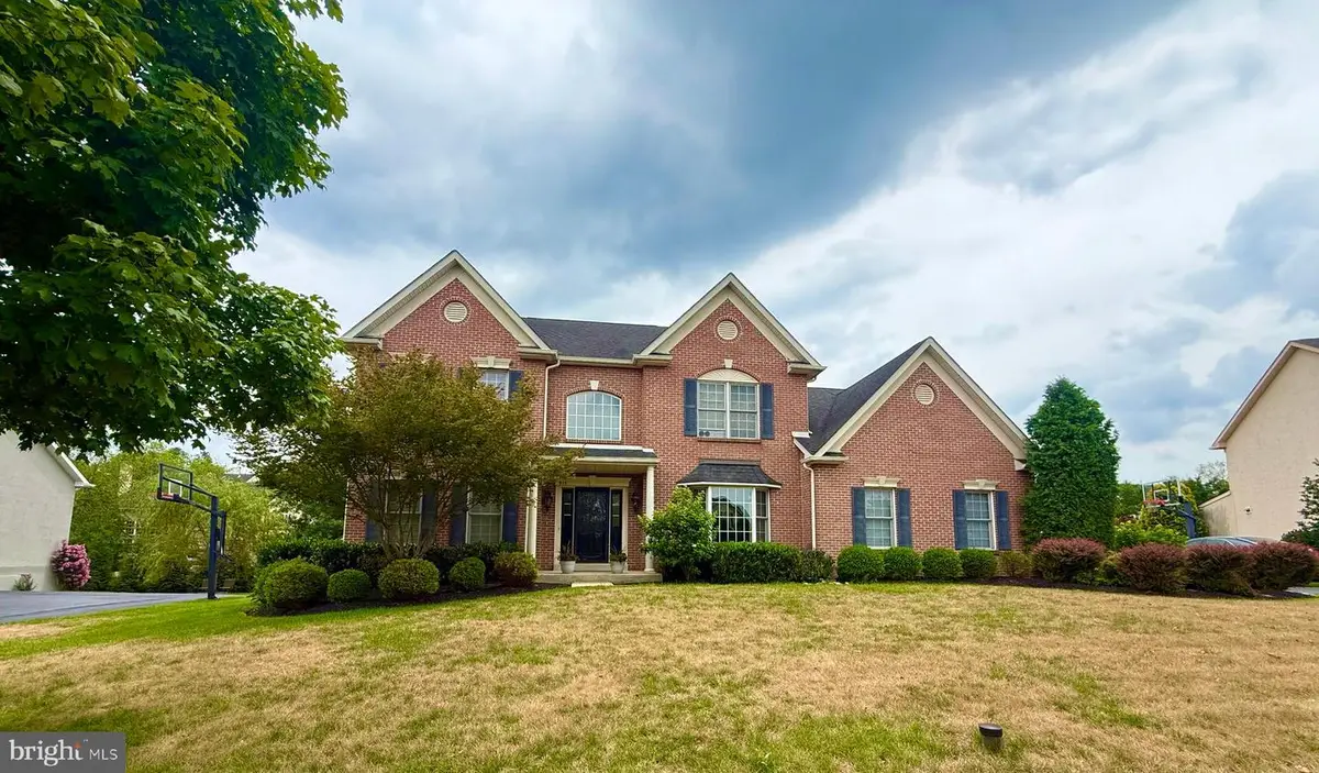 915 Noahs Cir, Warrington, PA 18976 - #1