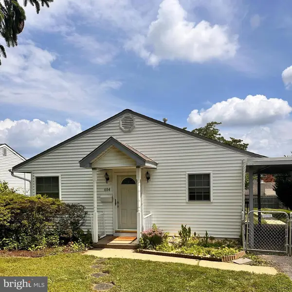 604 Trenton Rd, FAIRLESS HILLS, PA 19030