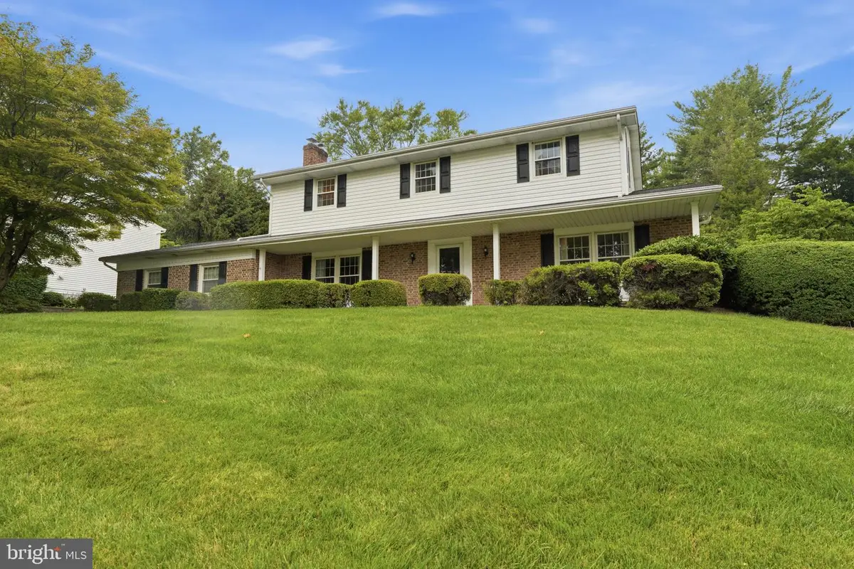 1111 University Dr, Yardley, PA 19067 - #1