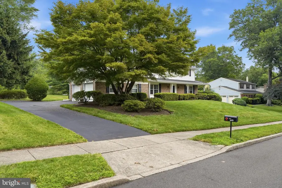 1111 University Dr, Yardley, PA 19067 - #3