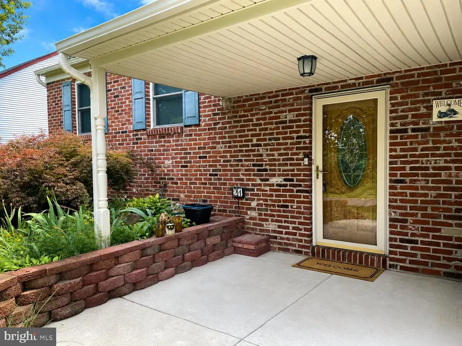 21 Alscot Ln, Langhorne, PA 19047 - #2