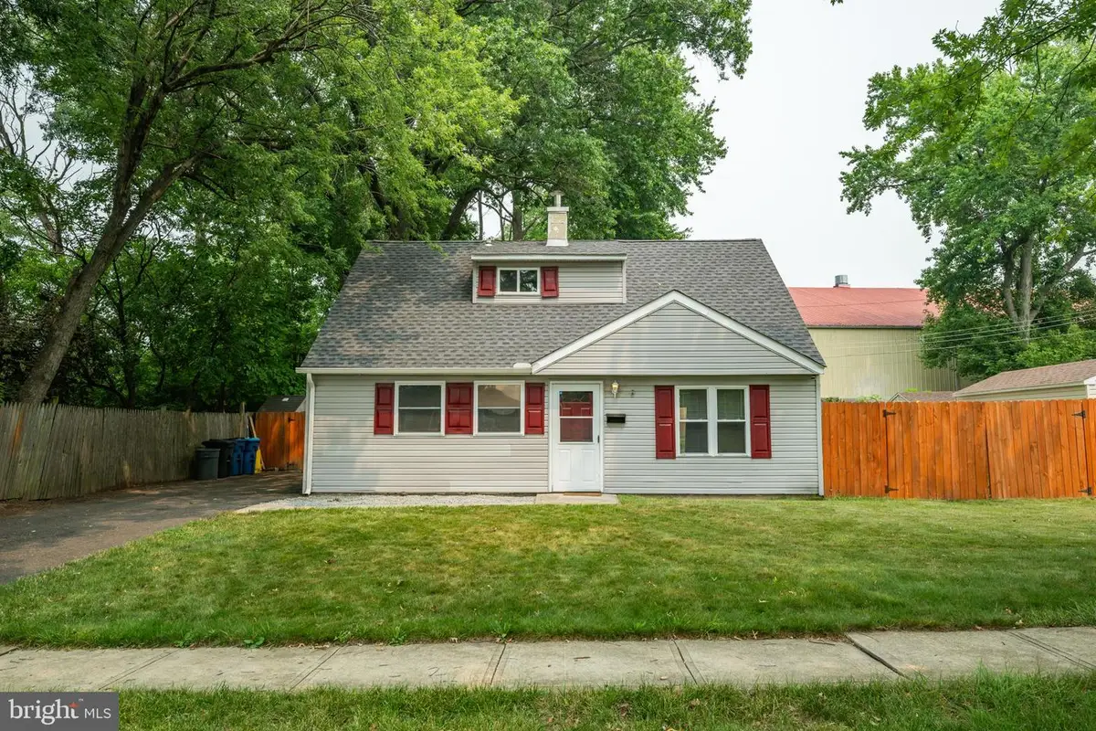 812 Rennard Ln, Morrisville, PA 19067 - #1
