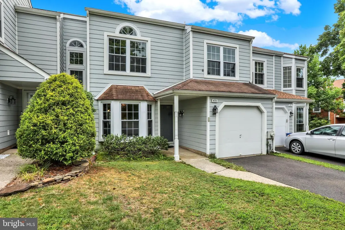 472 Trumbull Ct, Newtown, PA 18940 - #1