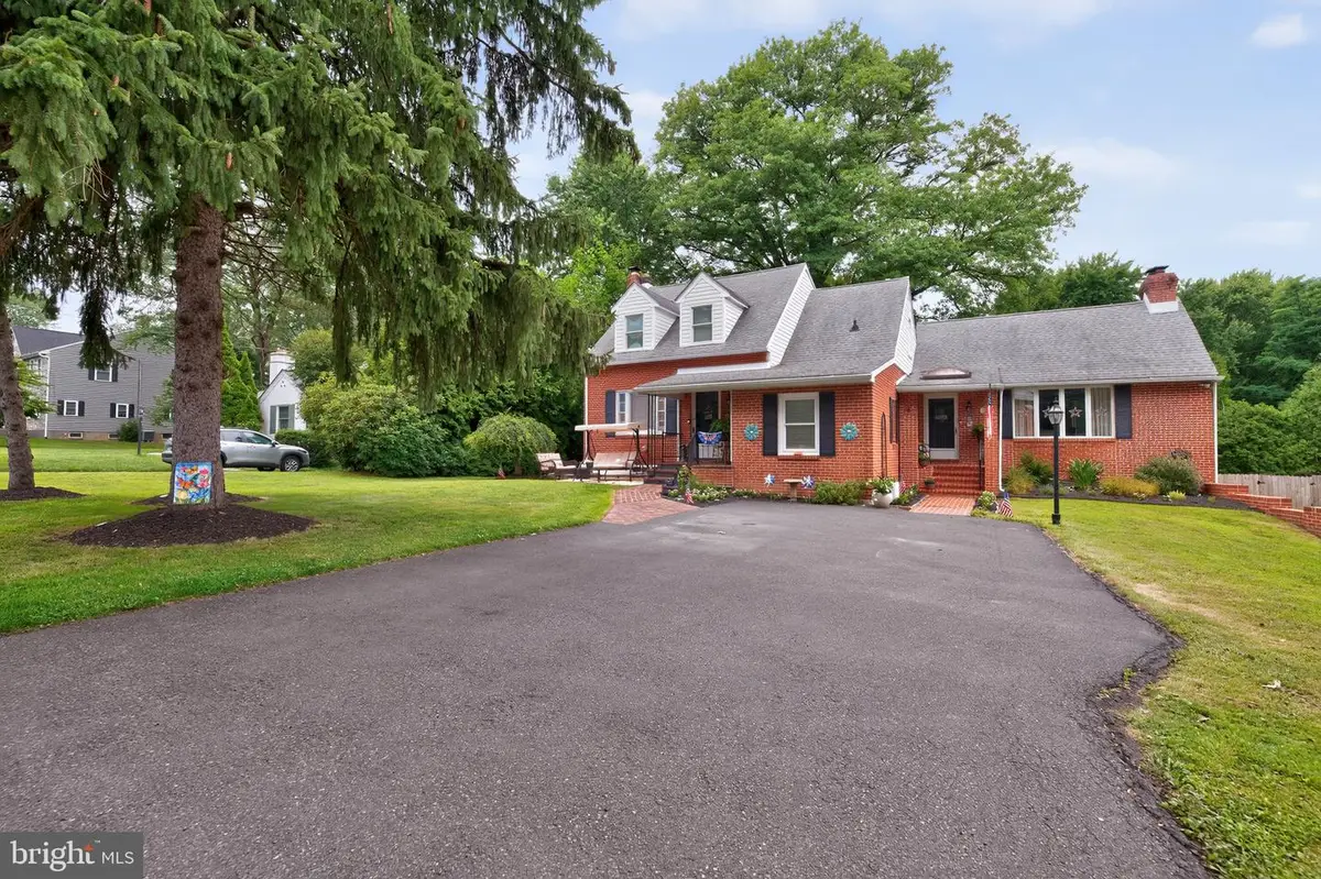 68 New Rd, Southampton, PA 18966 - #1