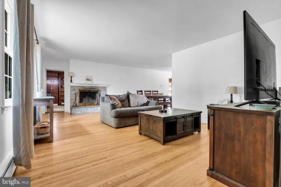 456 Hamilton Blvd, Morrisville, PA 19067 - #3