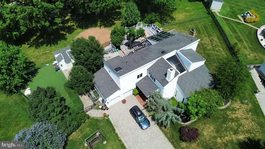 222 Vermeer Dr, Feasterville Trevose, PA 19053 - #3