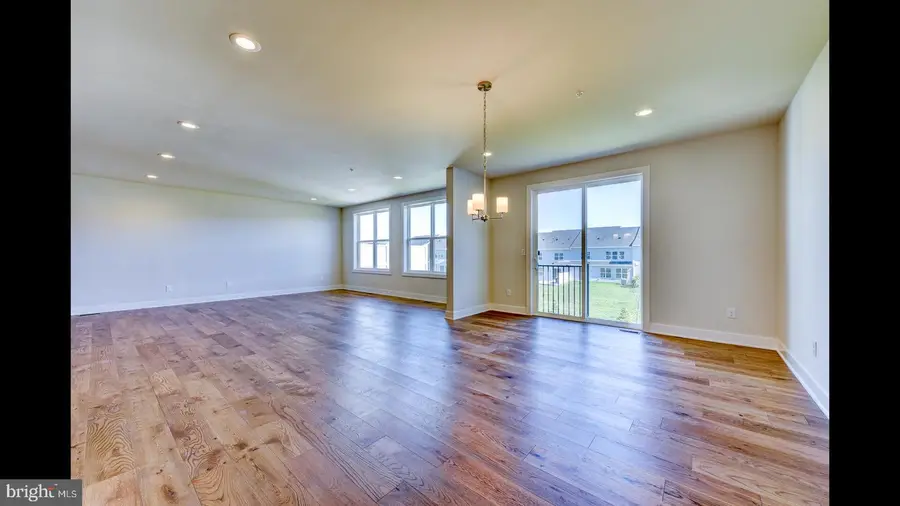 4 Tradesville Dr, Doylestown, PA 18901 - #3